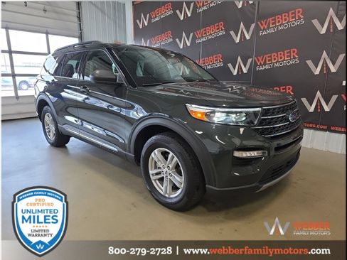 Used 2024 Ford Explorer XLT w/ Equipment Group 202A AWD/4WD image 1