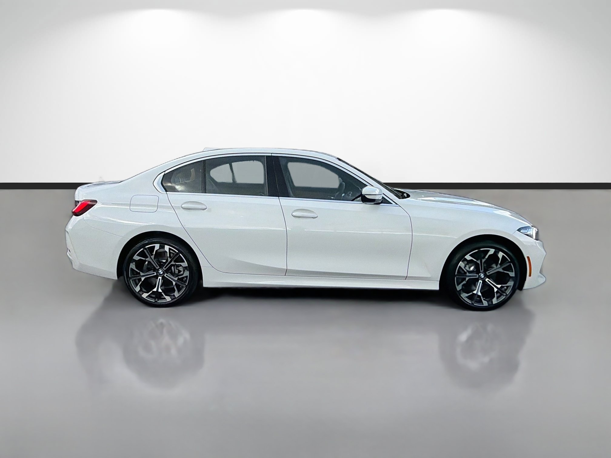 New 2026 BMW 330i Sedan RWD image 2