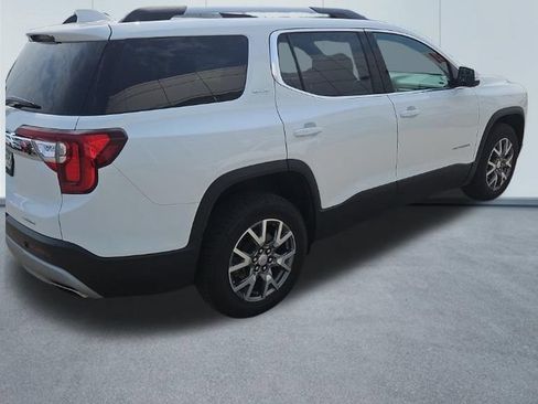 Used 2020 GMC Acadia SLT w/ Driver Alert Package II AWD/4WD image 2