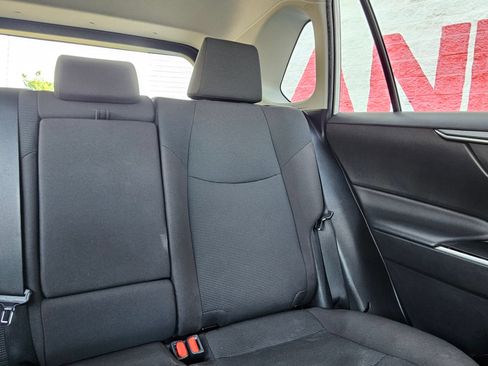 Used 2021 Toyota RAV4 LE FWD image 26
