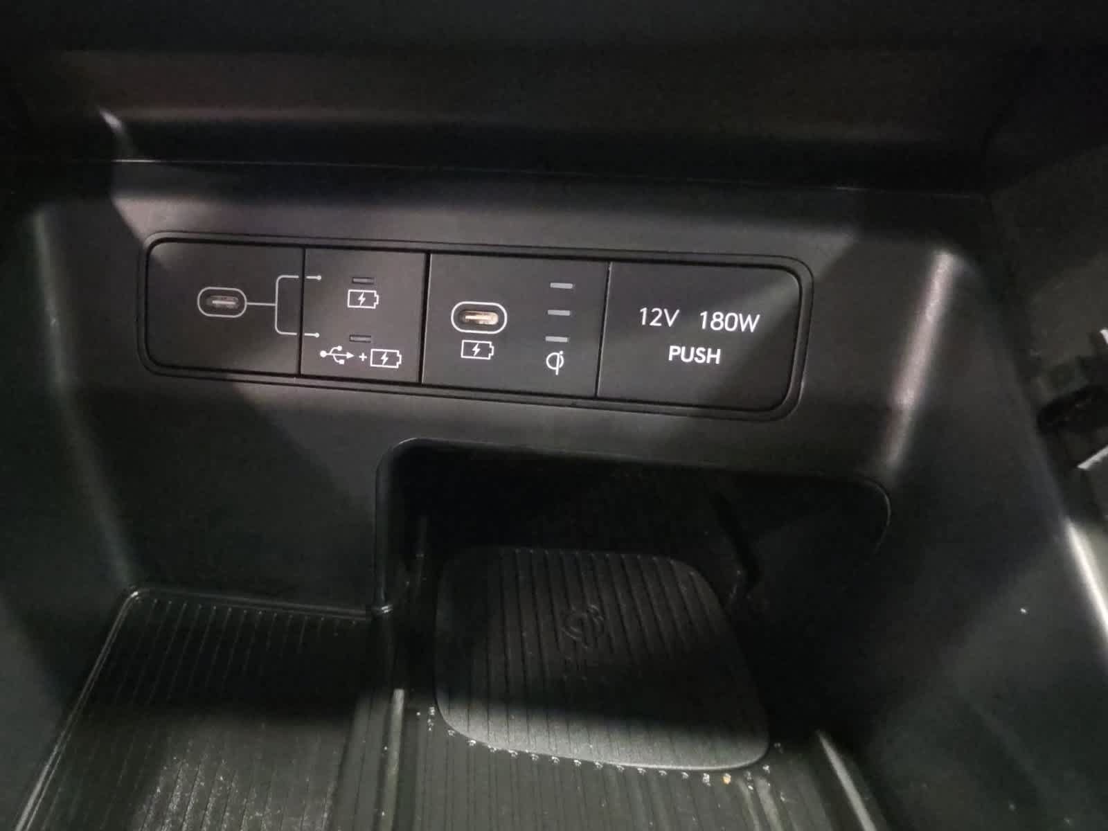 Used 2025 Hyundai Tucson SEL AWD/4WD image 24