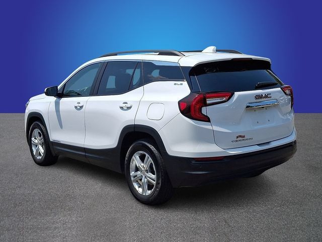 Used 2024 GMC Terrain SLE w/ Driver Convenience Package FWD image 6
