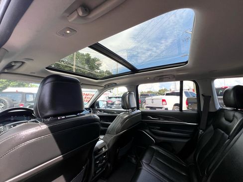 Used 2024 Jeep Grand Cherokee Limited 4xe image 28