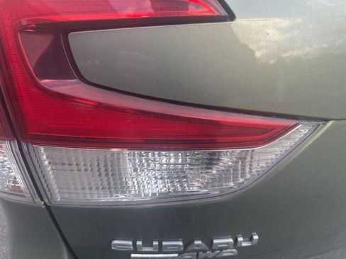 Used 2020 Subaru Forester Premium AWD/4WD image 6