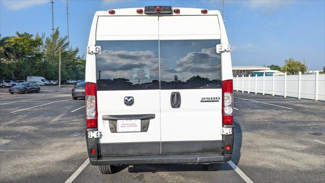 Used 2023 RAM ProMaster 2500 FWD image 7