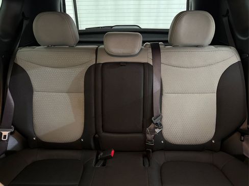 Used 2016 Kia Soul + image 30