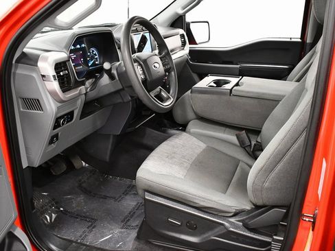Used 2023 Ford F150 XLT image 14