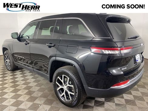 Used 2024 Jeep Grand Cherokee Limited image 26