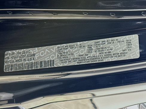 Used 2023 Jeep Gladiator Sport AWD/4WD image 12