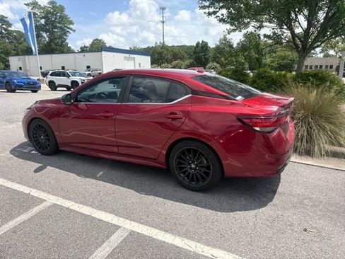Used 2020 Nissan Sentra SR FWD image 2