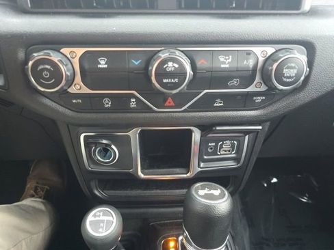 Certified 2024 Jeep Wrangler Sport image 22