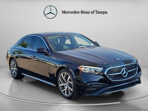 Certified 2025 Mercedes-Benz E 350 4MATIC Sedan image 4