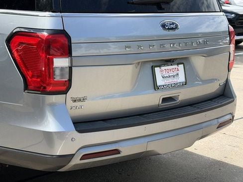Used 2024 Ford Expedition Max XLT AWD/4WD image 6