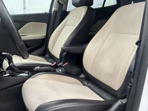 Used 2019 Buick Encore Preferred w/ Safety Package image 11