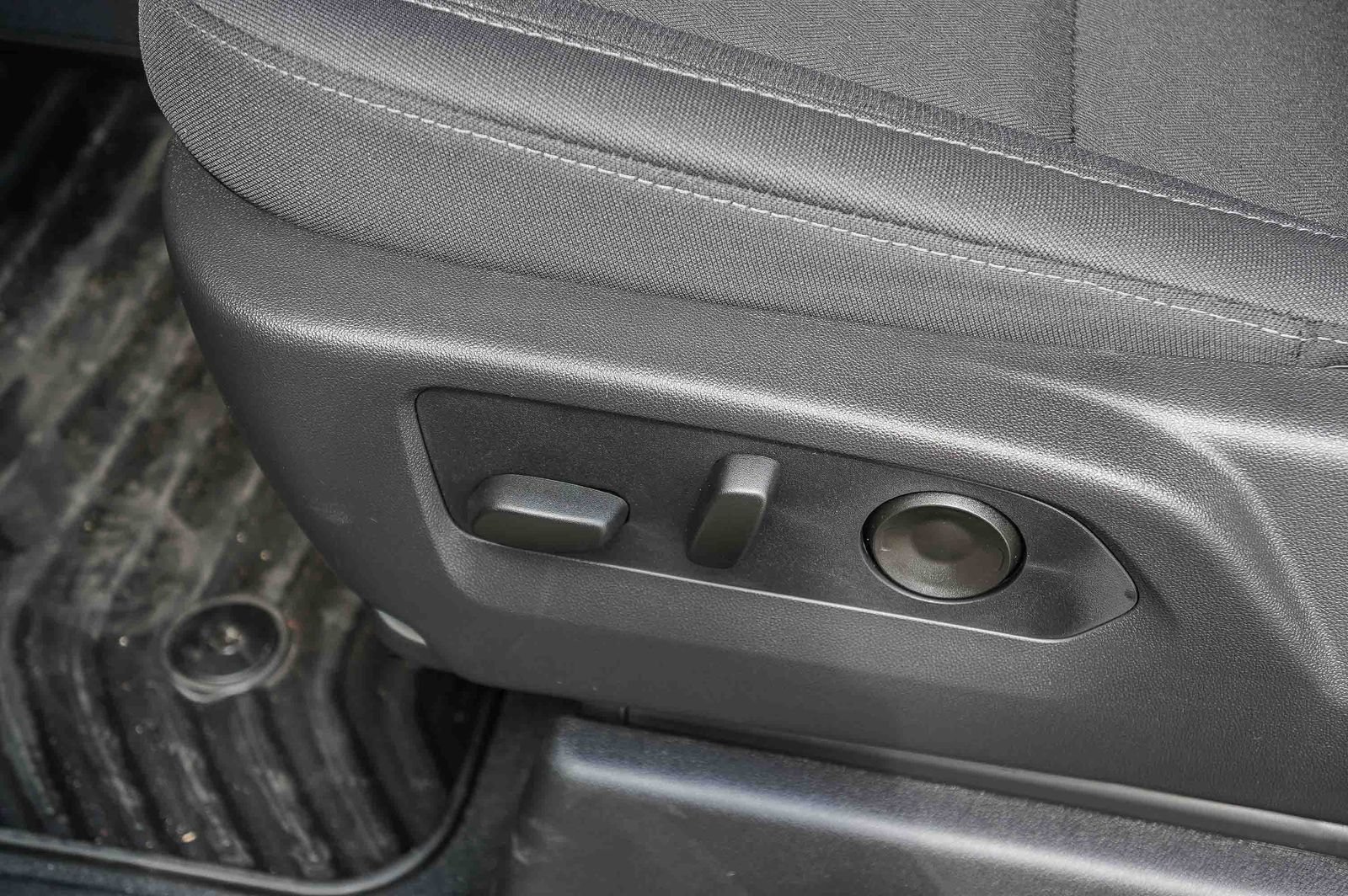 New 2026 Chevrolet Silverado 1500 RST AWD/4WD image 23