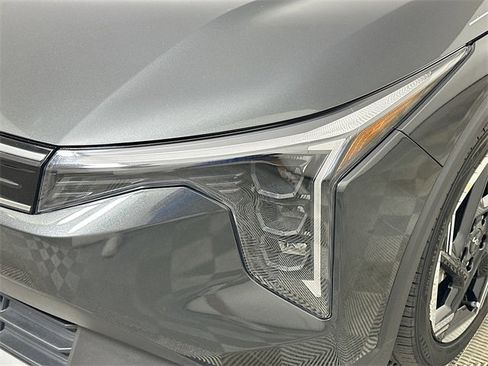 Used 2025 Kia K4 EX image 23