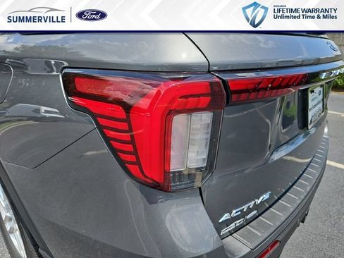 New 2026 Ford Explorer Active RWD image 37