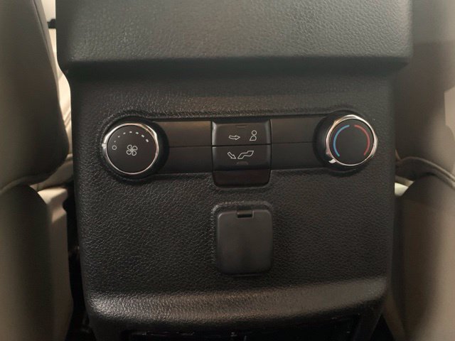Used 2019 Ford Explorer XLT w/ Equipment Group 202A AWD/4WD image 27