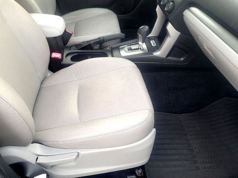 Used 2015 Subaru Forester 2.5i Limited image 24