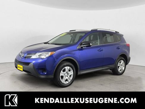 Used 2015 Toyota RAV4 LE AWD/4WD image 1