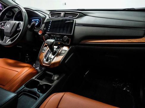 Used 2019 Honda CR-V Touring image 12