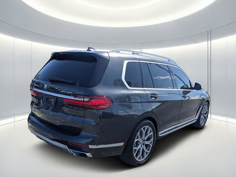 Used 2020 BMW X7 xDrive40i w/ Dynamic Handling Package image 3