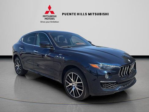 Used 2022 Maserati Levante GT AWD/4WD image 3