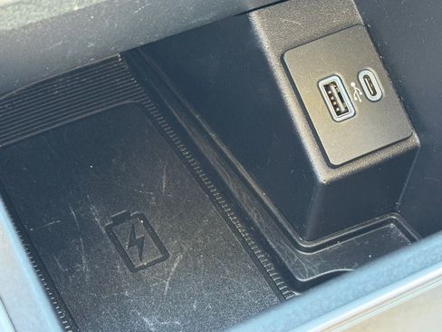 Certified 2023 Ford Edge SEL w/ Convenience Package image 33