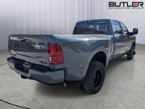 New 2026 RAM 3500 Laramie AWD/4WD image 6