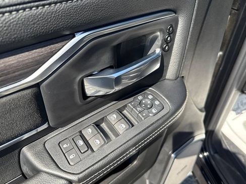 New 2026 RAM 3500 Laramie AWD/4WD image 24