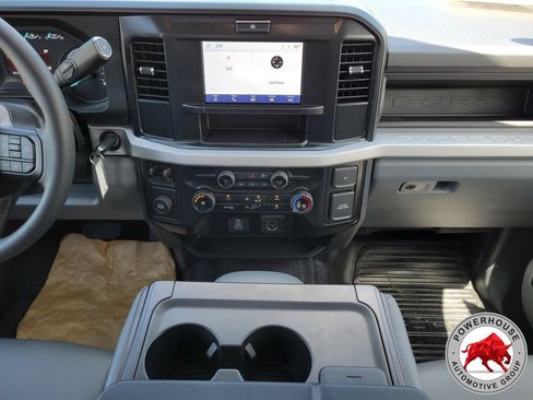 New 2026 Ford F450 XL w/ XL Chrome Package RWD image 19