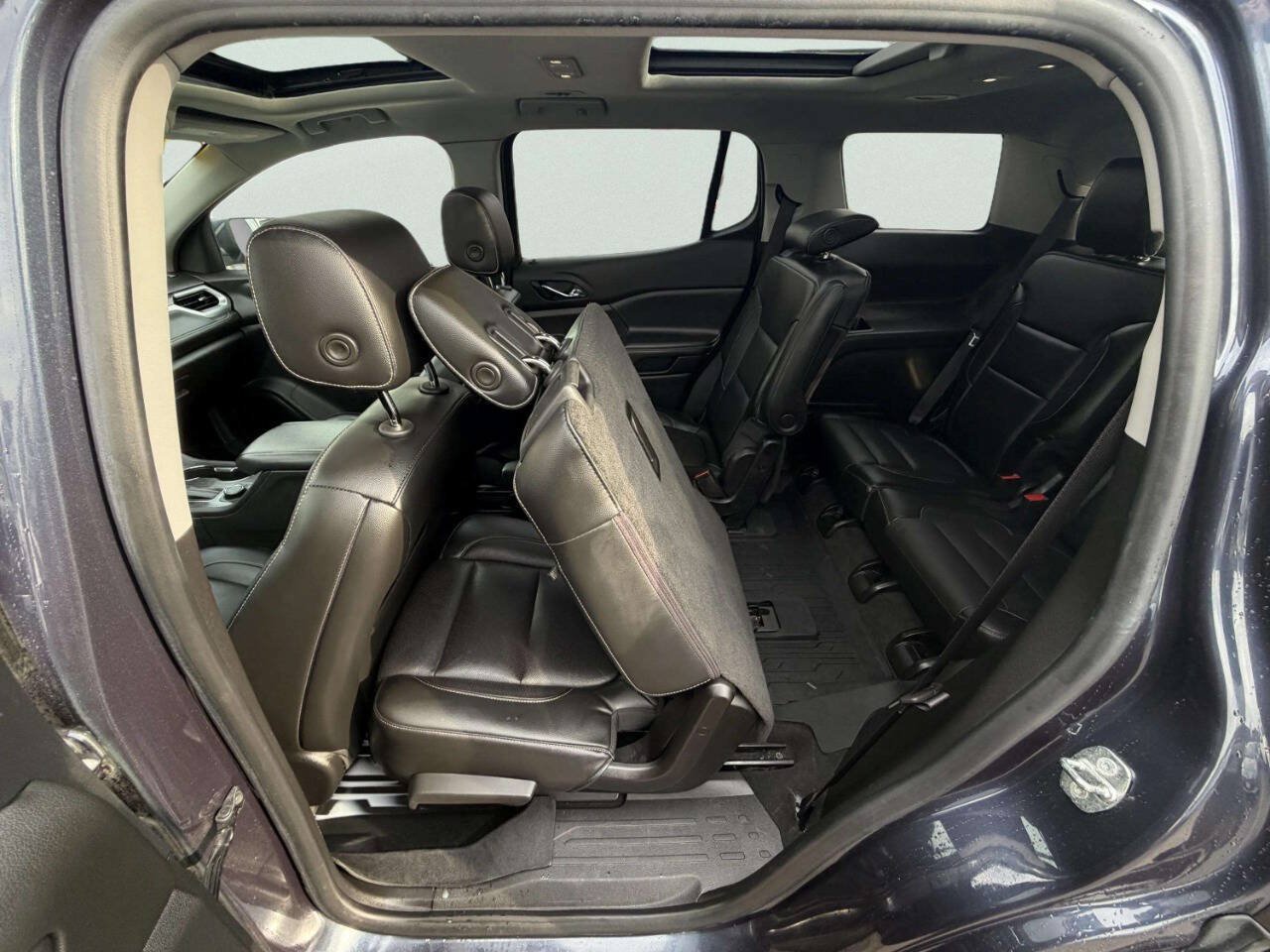 Used 2019 GMC Acadia SLT w/ LPO, Floor Liner Package AWD/4WD image 28