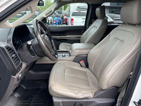 Certified 2018 Ford Expedition Limited w/ Equipment Group 302A AWD/4WD image 12