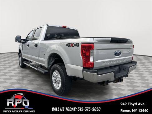 Used 2018 Ford F250 XL w/ STX Appearance Package AWD/4WD image 3