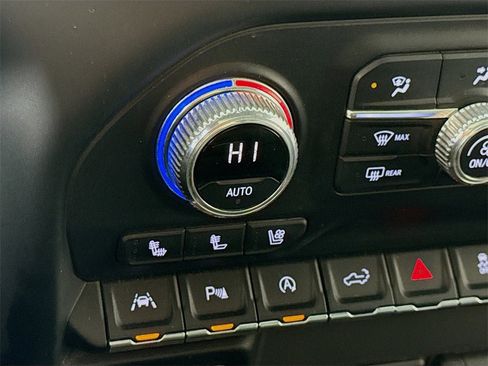 Used 2021 GMC Sierra 1500 SLT w/ SLT Premium Plus Package image 15