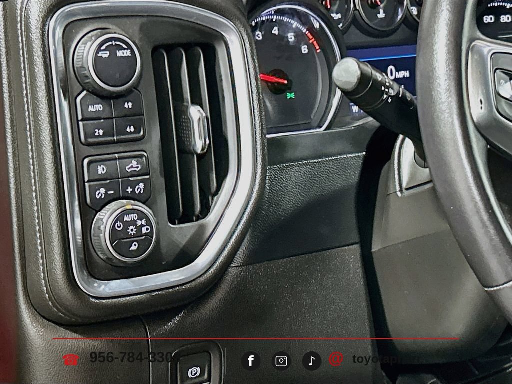 Used 2022 Chevrolet Silverado 1500 RST AWD/4WD image 9