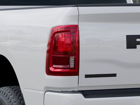 New 2026 RAM 2500 Big Horn AWD/4WD image 10