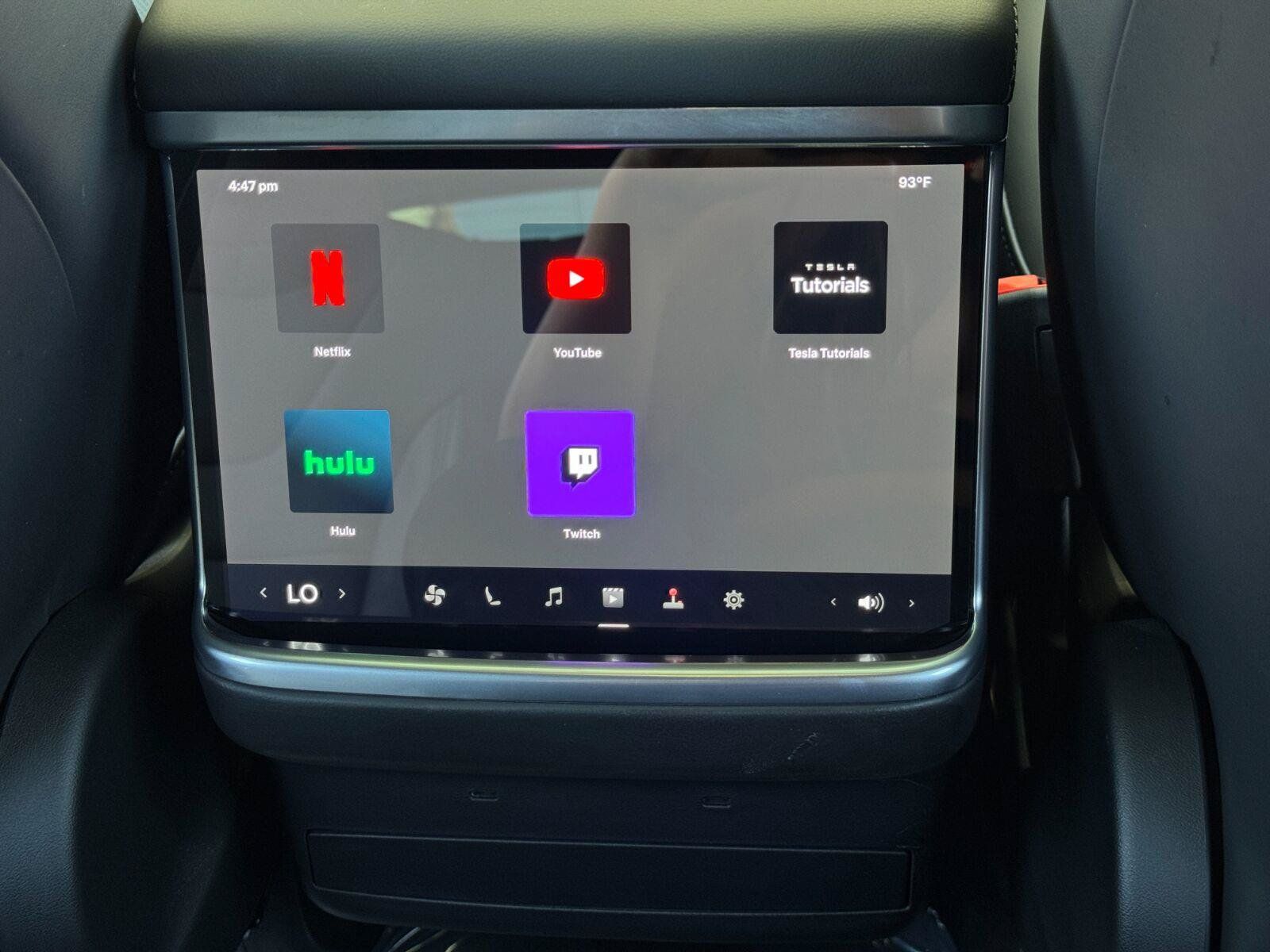 Used 2024 Tesla Model X AWD/4WD image 36