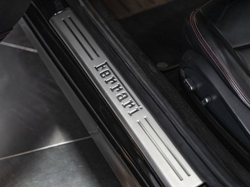 Used 2015 Ferrari California T image 25