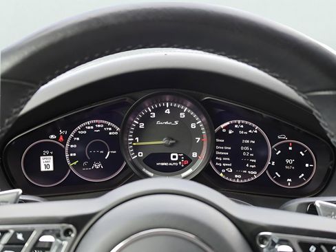 Certified 2023 Porsche Cayenne Turbo S image 27