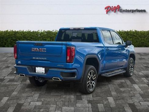 Used 2023 GMC Sierra 1500 AT4 w/ AT4 Premium Package AWD/4WD image 8