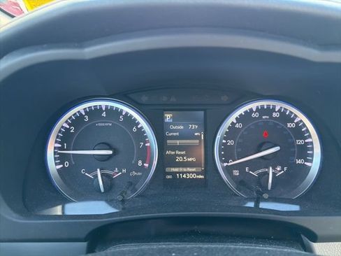 Used 2017 Toyota Highlander XLE AWD/4WD image 10