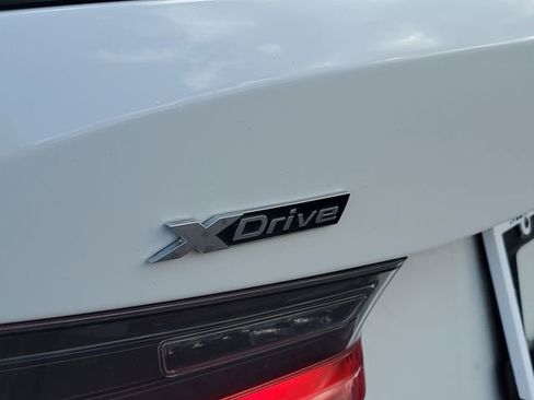 Used 2023 BMW M340i xDrive image 8