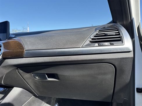 Used 2024 BMW X3 sDrive30i w/ Convenience Package image 29