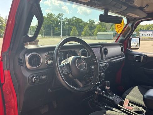 Used 2021 Jeep Wrangler Unlimited Sport image 43