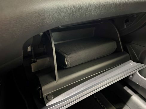 Used 2020 Nissan Altima 2.5 SR w/ Premium Package image 23