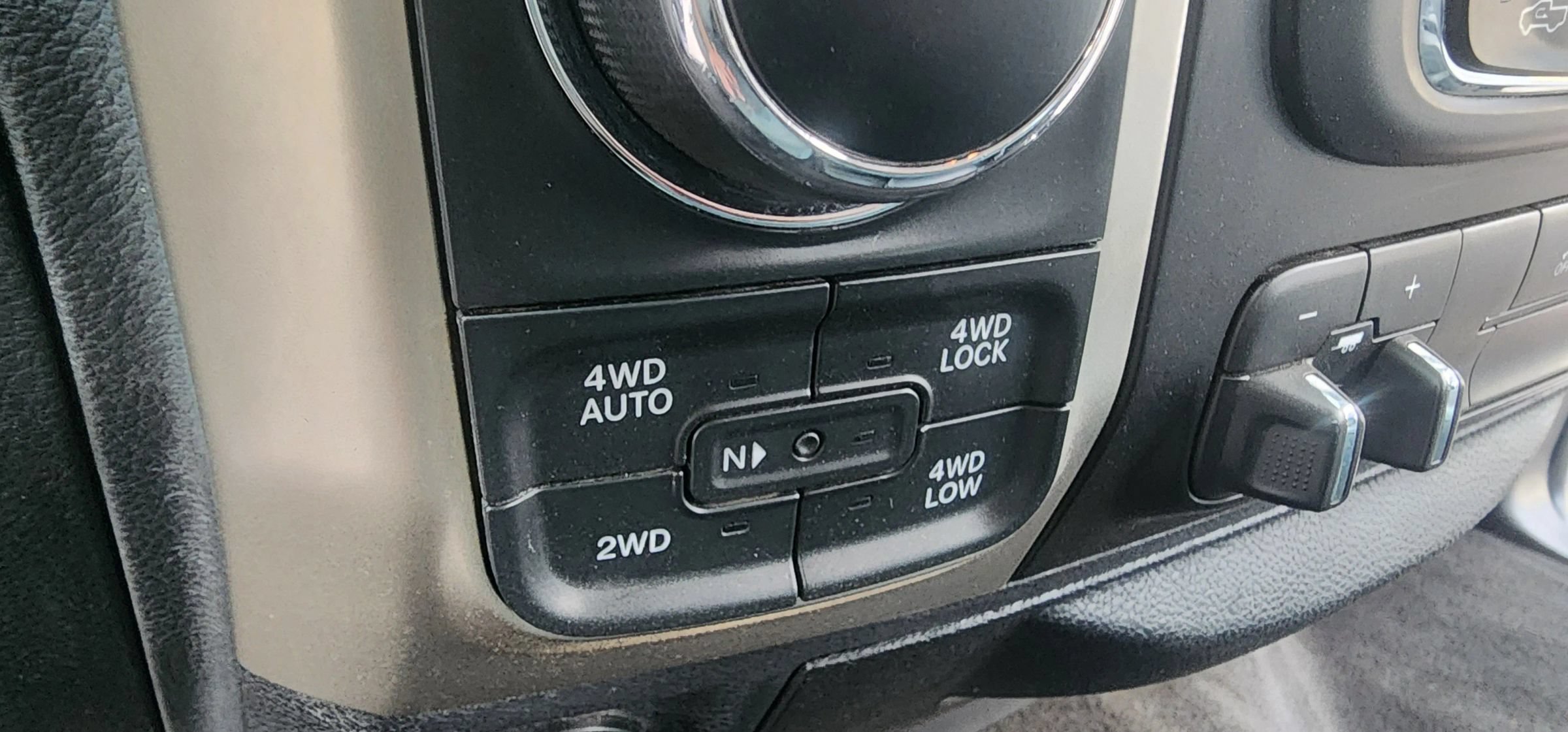 Used 2015 RAM 1500 Lone Star AWD/4WD image 15