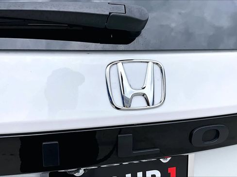 Used 2025 Honda Pilot Black Edition image 31