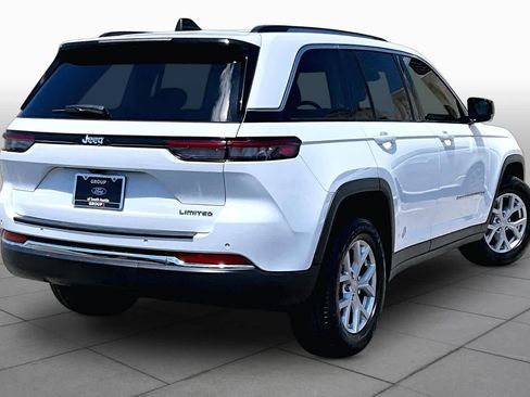 Used 2024 Jeep Grand Cherokee Limited w/ Luxury Tech Group II RWD image 7