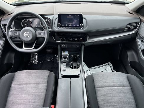 Used 2021 Nissan Rogue SV FWD image 8